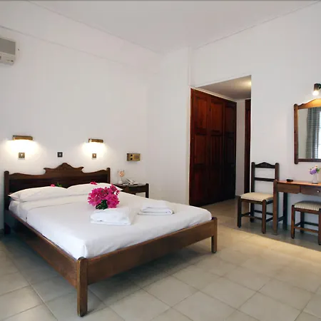 Amaryllis Hotel Períssa