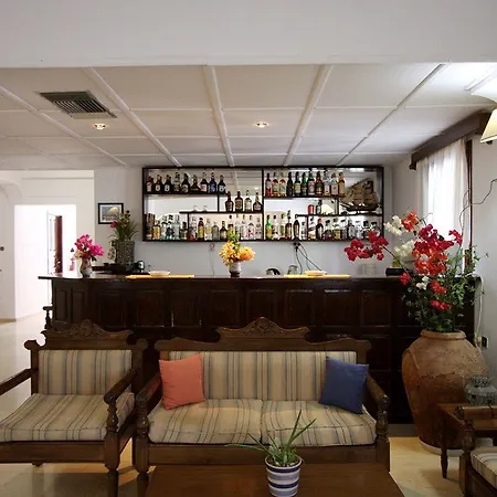 Amaryllis Otel 3*