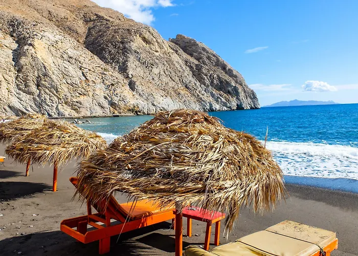 Amaryllis 3* Perissa (Santorini)